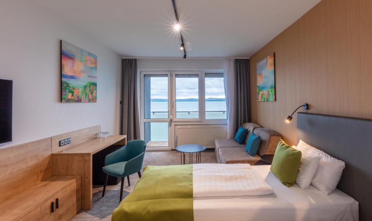 Hotel Otp บาลาตอนเซเมช ภายนอก รูปภาพ